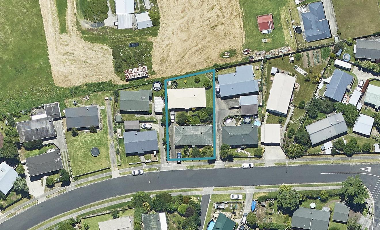 8A Te Arawa Place, Welcome Bay, Tauranga - Carousel 1