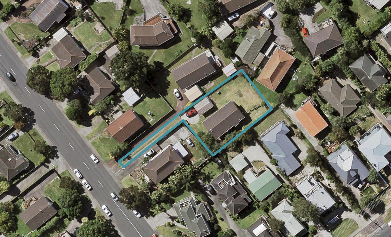 5 Meadowood Drive, Unsworth Heights, Auckland - Carousel 1