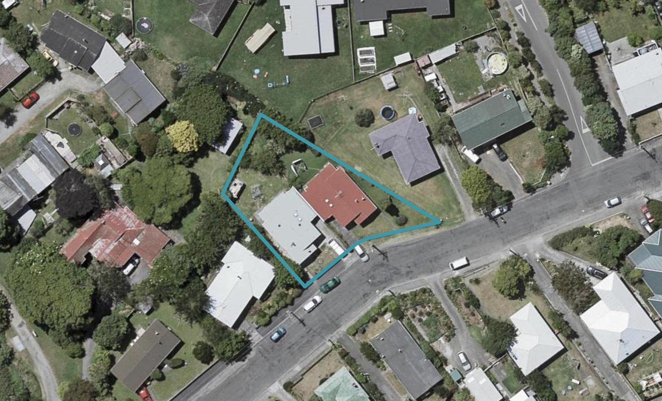 32 Lupin Road, Otaki - Carousel 1