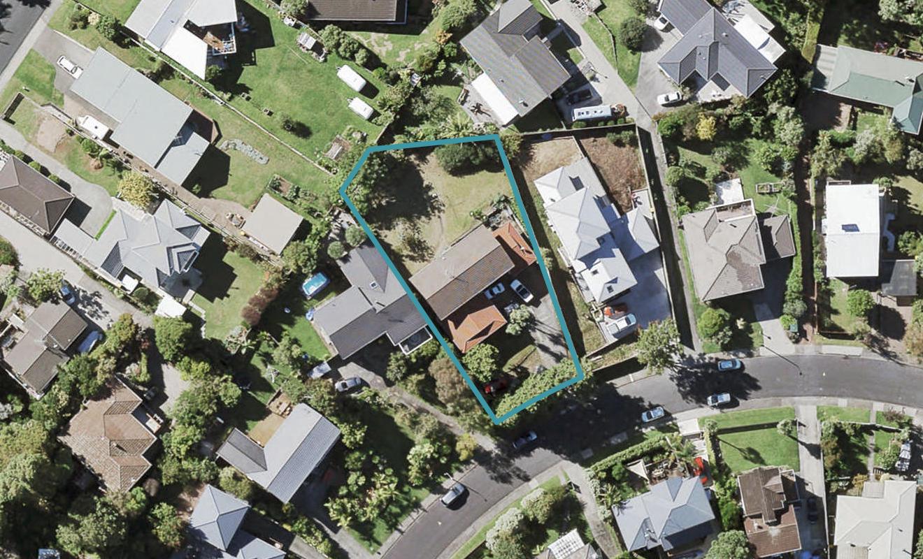 22 Judkins Crescent, Cockle Bay, Auckland - Carousel 1