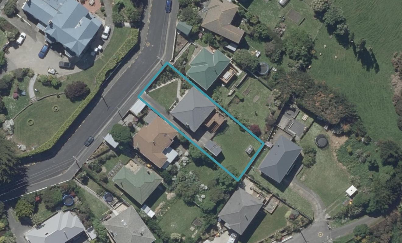 28 Spencer Street, Andersons Bay, Dunedin - Carousel 1