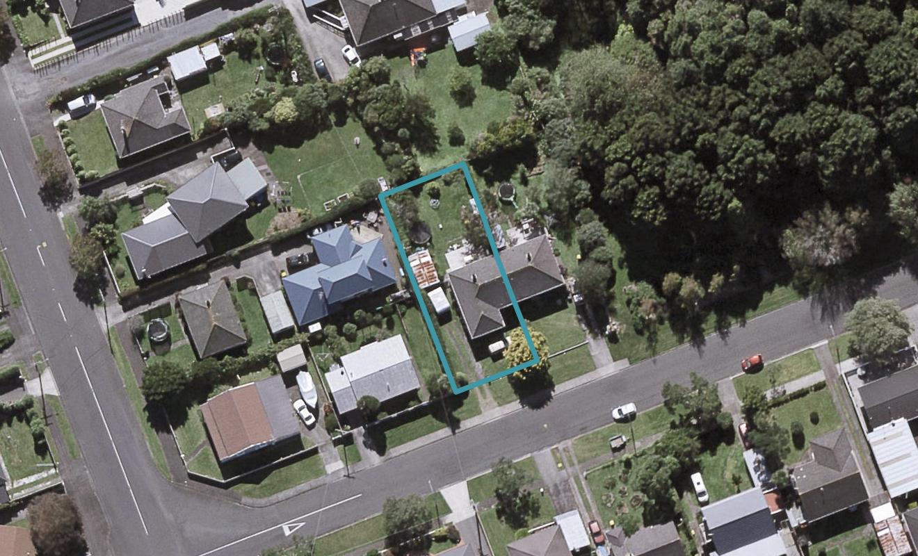 5 Kaimata Street, Brooklands, New Plymouth - Carousel 1