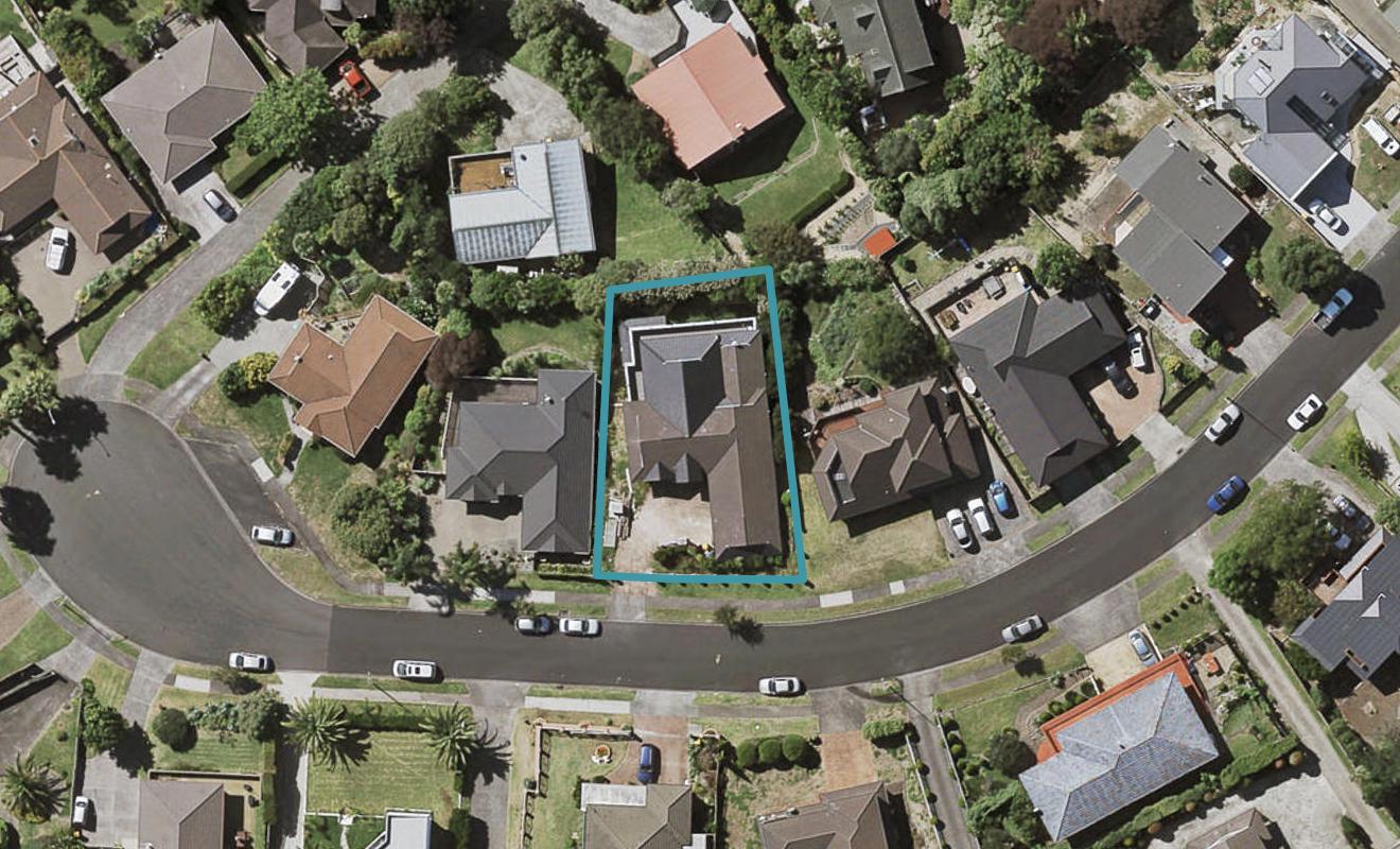 17 Ewhurst Place, Goodwood Heights, Auckland - Carousel 1