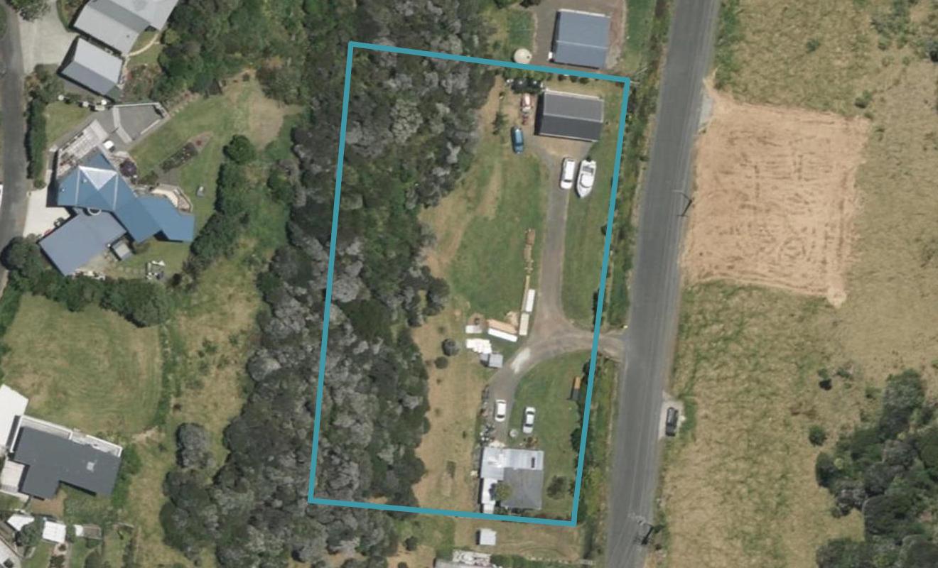 39 Pacific Bay Road, Whangarei - Carousel 1