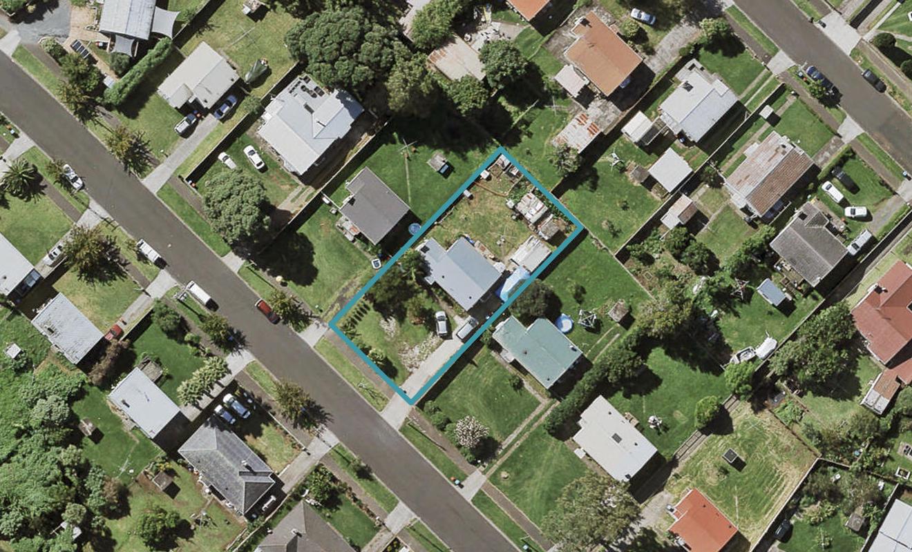 26 Torino Street, Point England, Auckland - Carousel 1