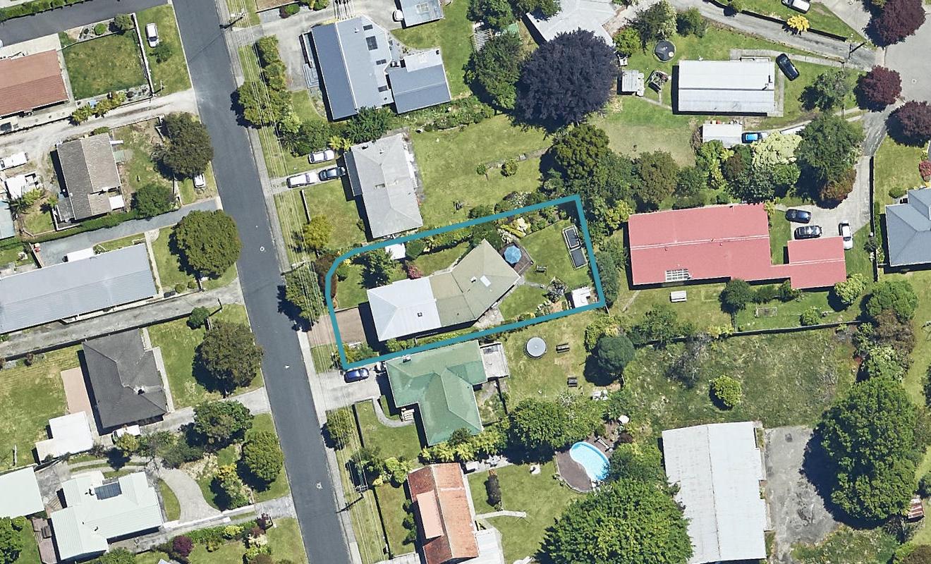 11 Whitworth Road, Utuhina, Rotorua - Carousel 1
