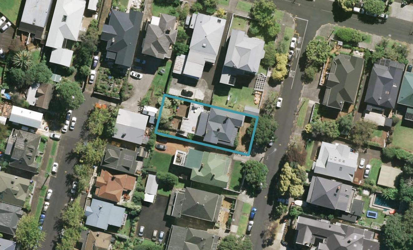 19 Huntly Avenue, Grafton, Auckland - Carousel 1