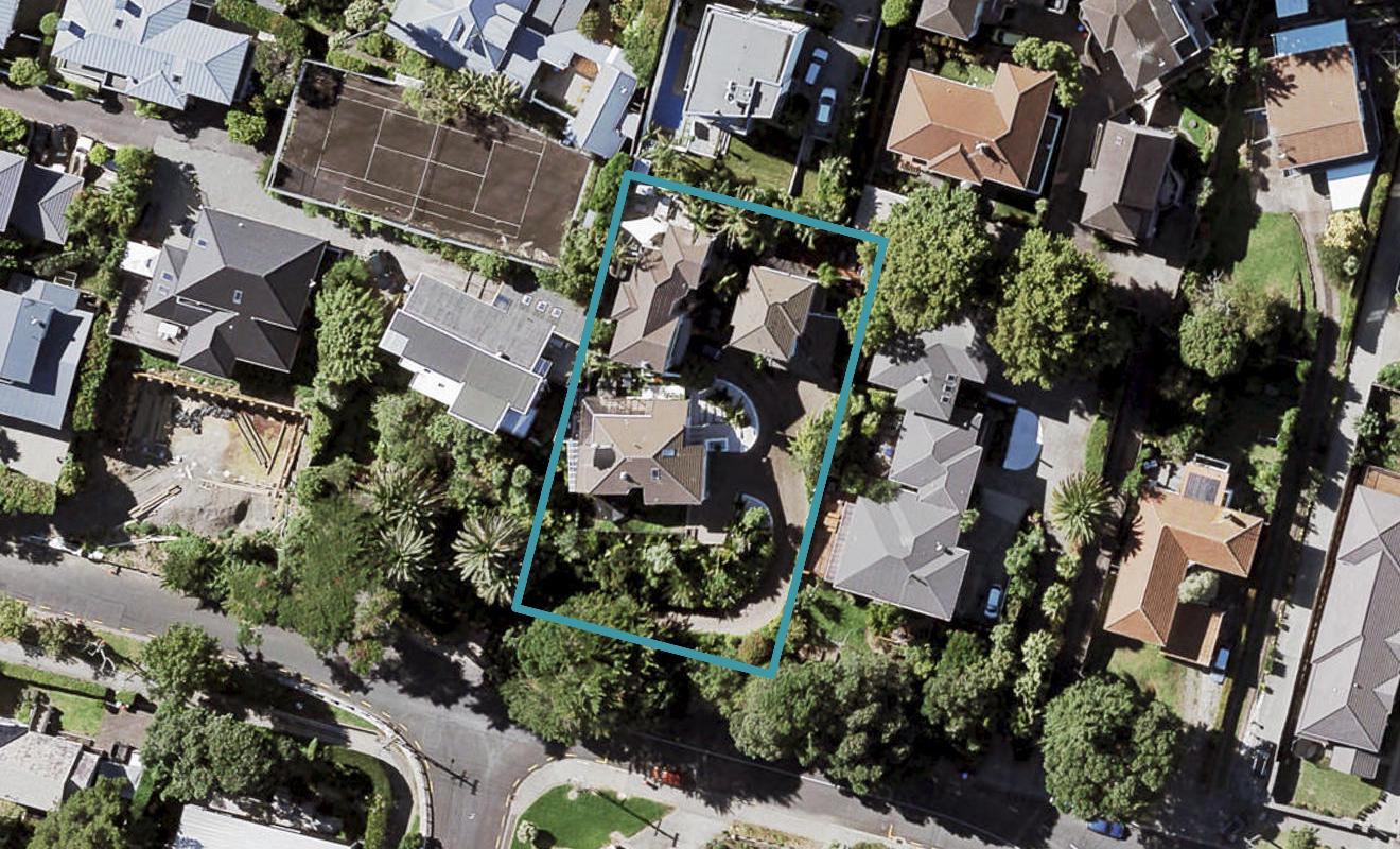 1/12 Glover Road, St Heliers, Auckland - Carousel 1