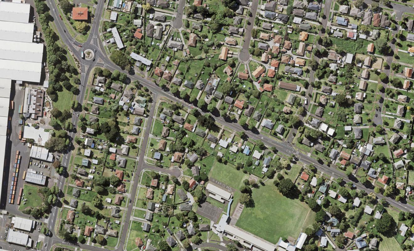 1/211 Tripoli Road, Point England, Auckland - Carousel 1