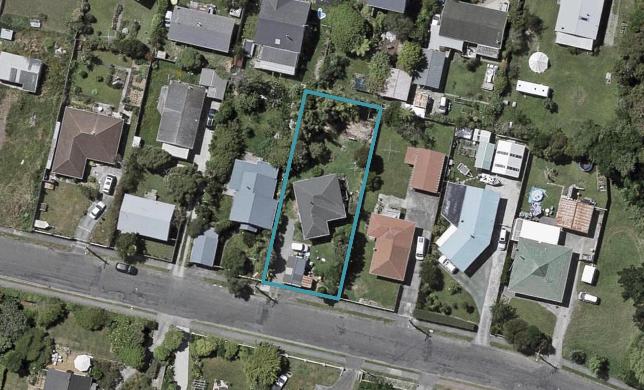 82 Atkinson Avenue, Otaki Beach, Otaki - Carousel 1