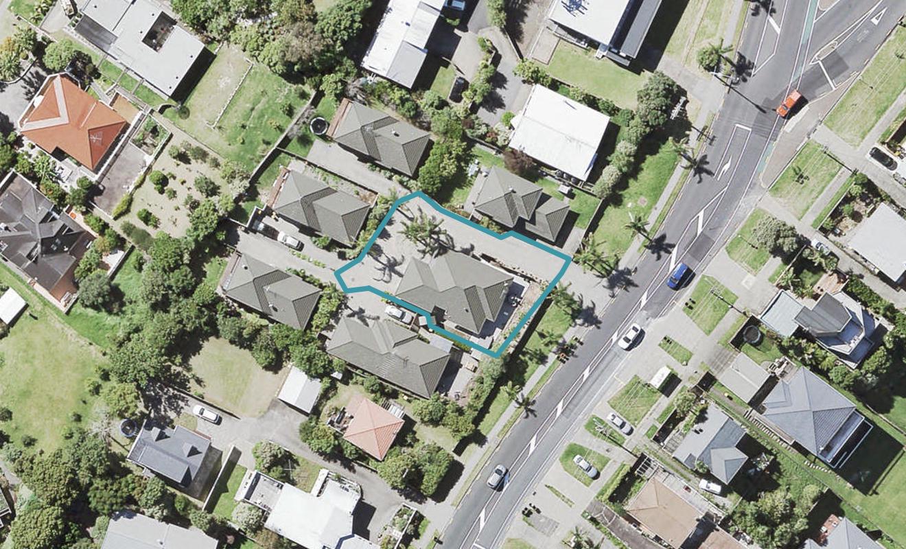 626 Beach Road, Browns Bay, Auckland - Carousel 1