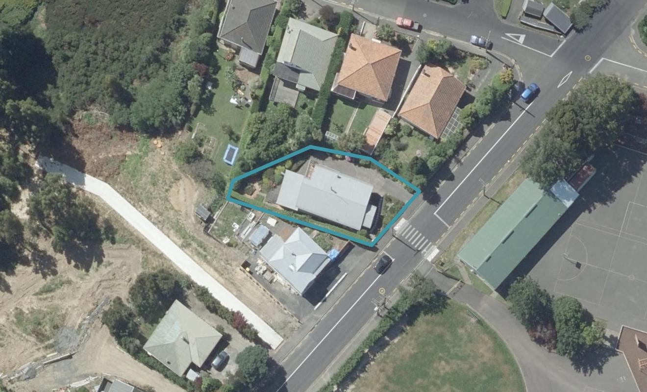 208 Kenmure Road, Kenmure, Dunedin - Carousel 1