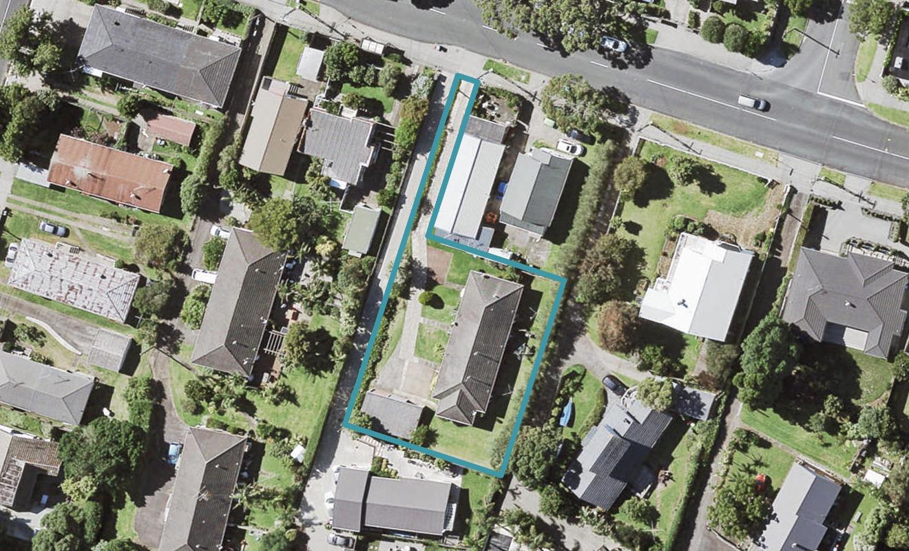 2/129 Riddell Road, Glendowie, Auckland - Carousel 1