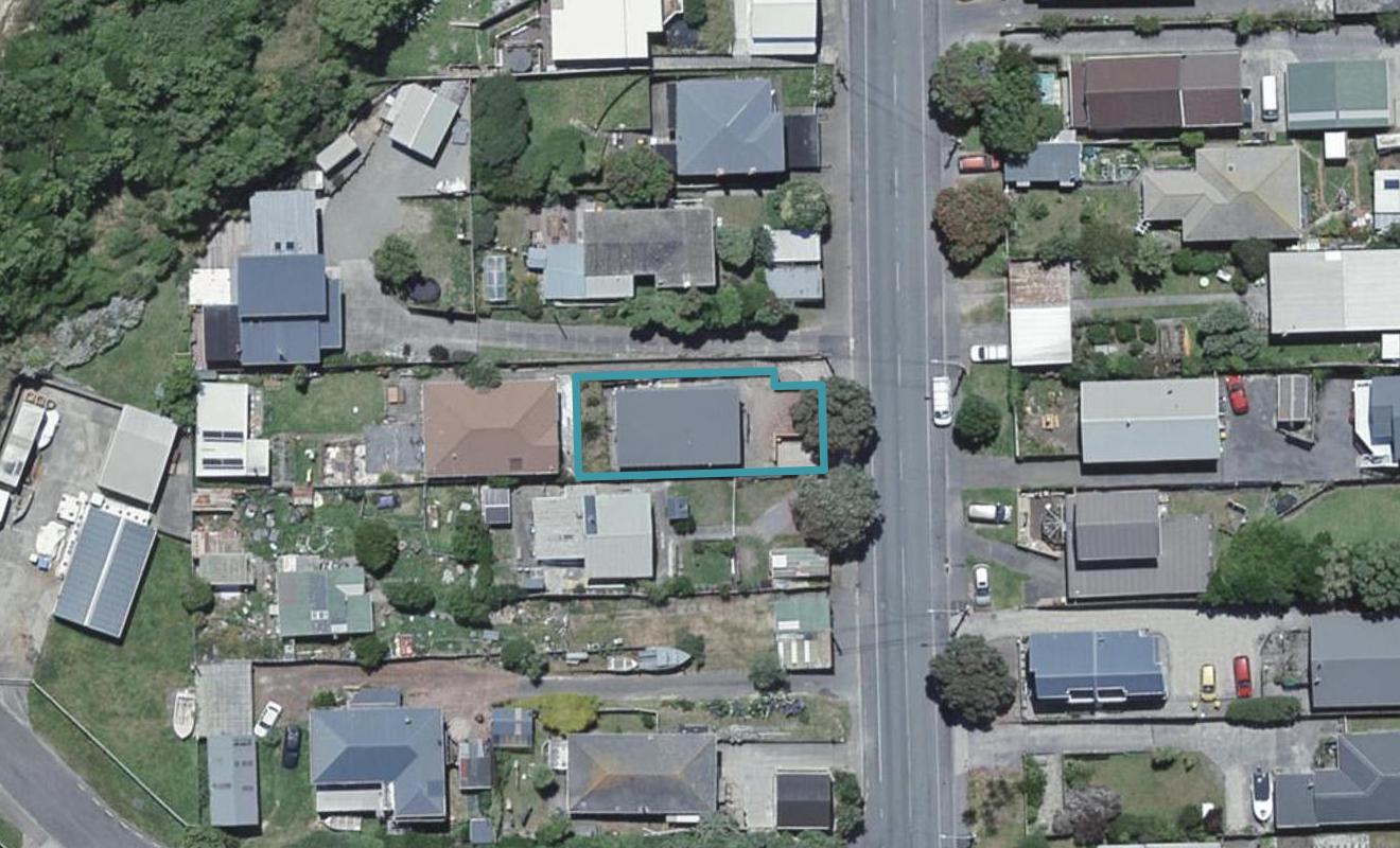 65A Happy Valley Road, Owhiro Bay, Wellington - Carousel 1