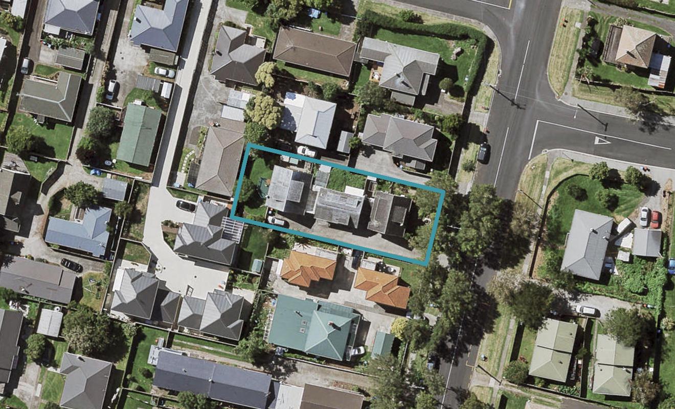 2/66 Pilkington Road, Mount Wellington, Auckland - Carousel 1