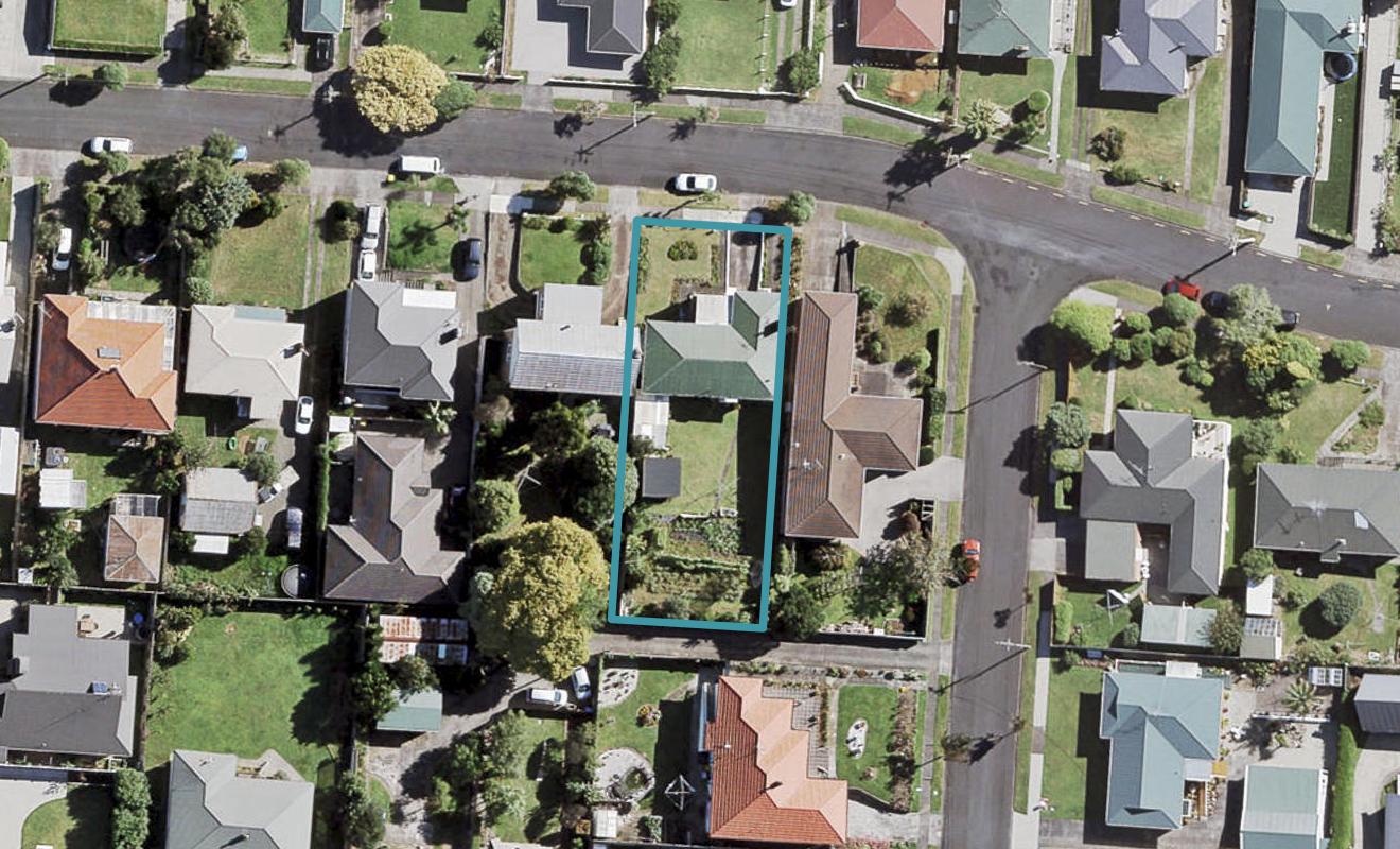 22 Lawrie Avenue, Pukekohe, Pukekohe - Carousel 1