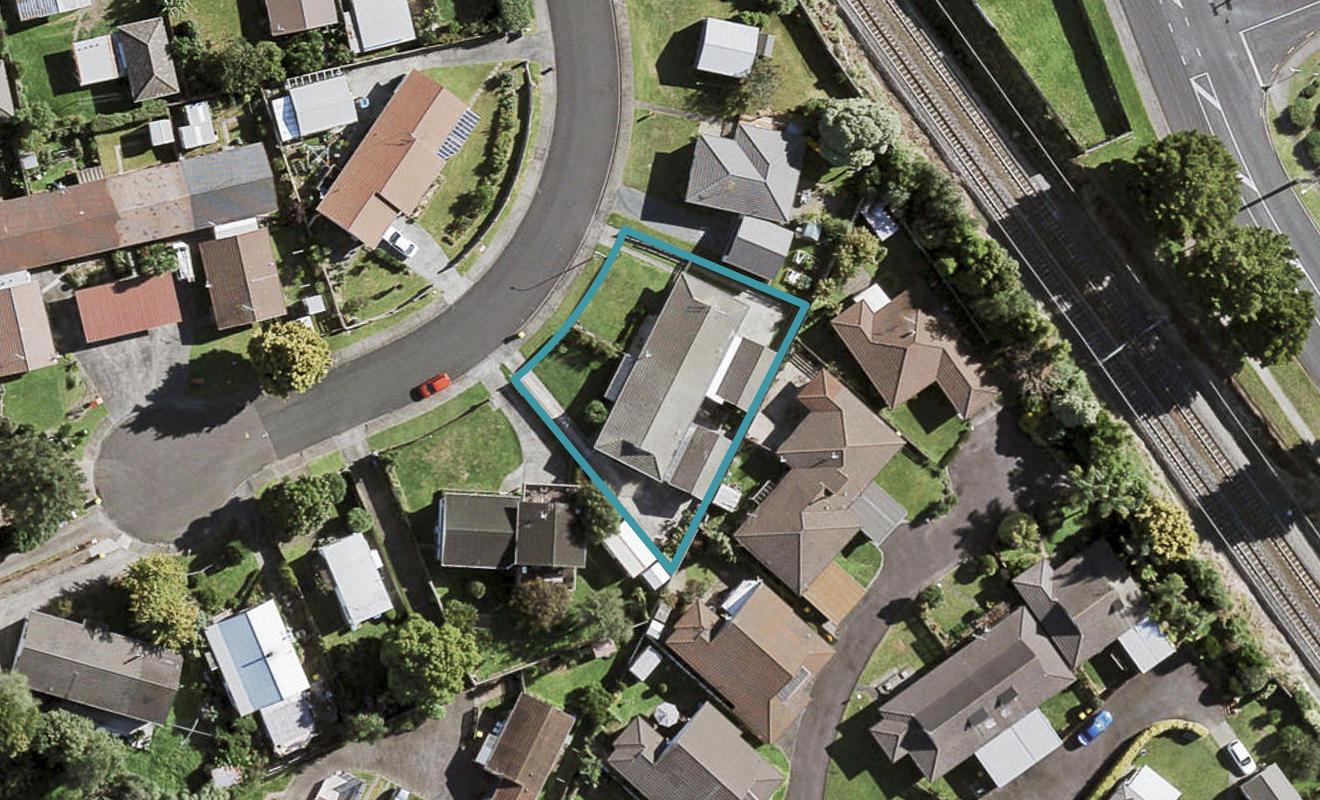 2/32 Trentham Road, Papakura, Auckland - Carousel 1