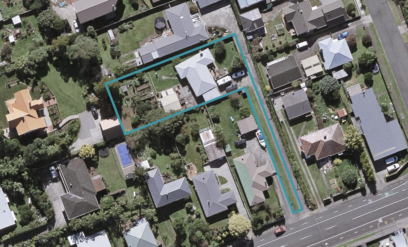 15A Upjohn Street, Brooklands, New Plymouth - Carousel 1