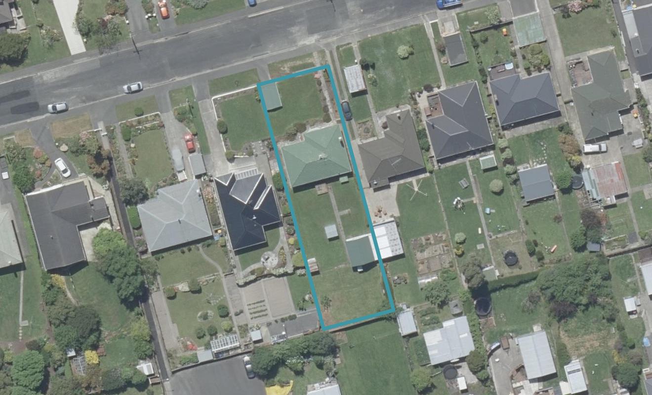32 Martin Road, Fairfield, Dunedin - Carousel 1