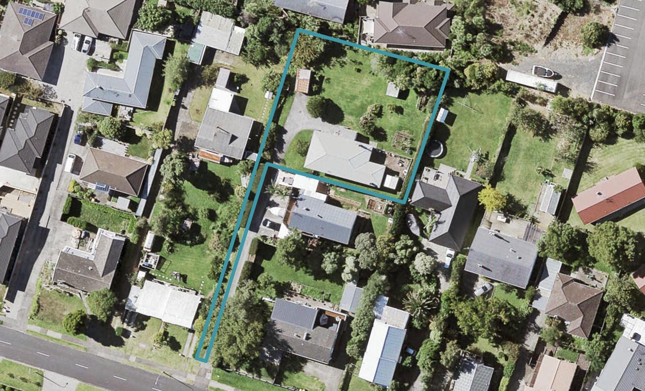 25 Gibraltar Street, Howick, Auckland - Carousel 1