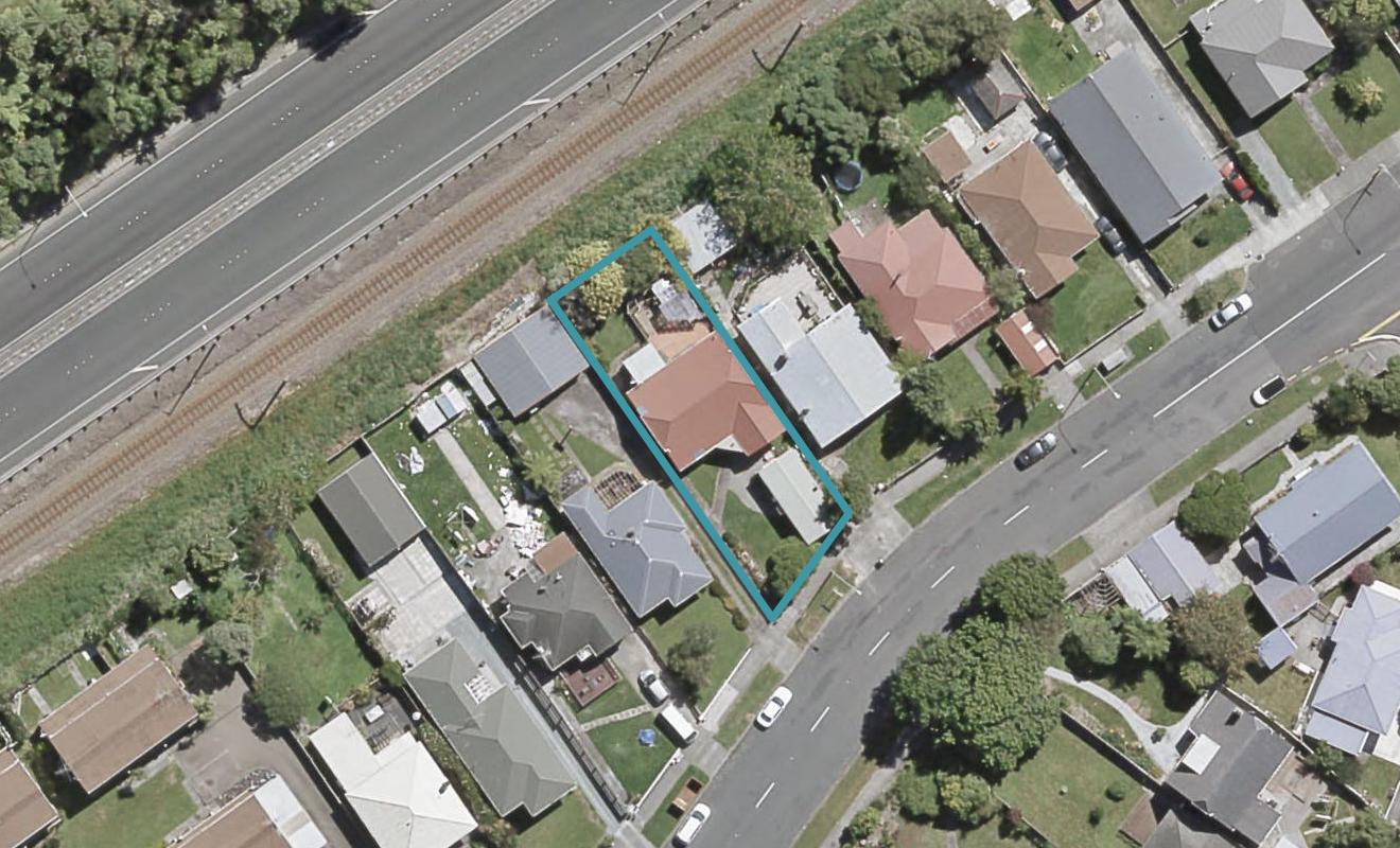 49 Pharazyn Street, Melling, Lower Hutt - Carousel 1