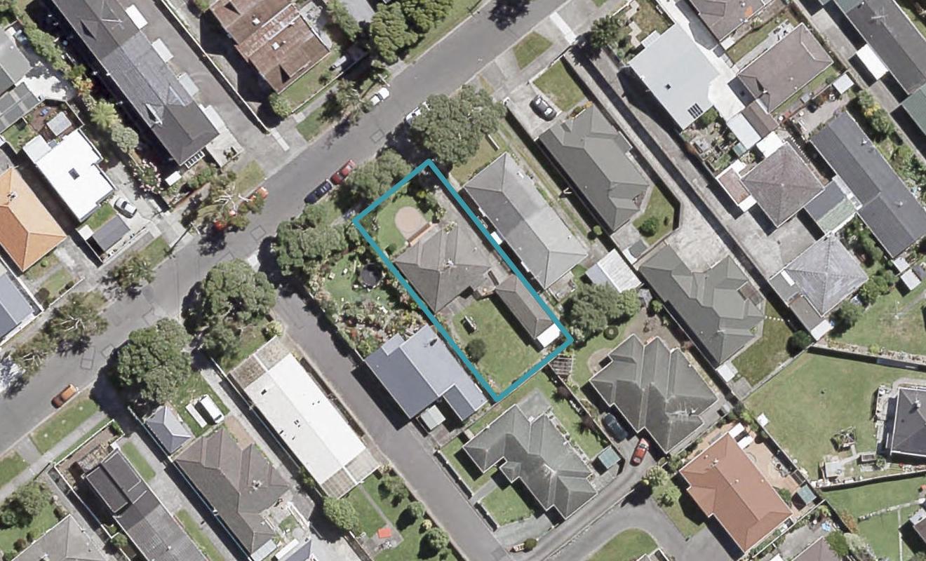 34 Bauchop Road, Waterloo, Lower Hutt - Carousel 1