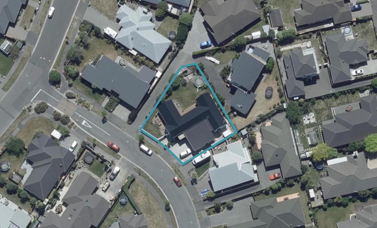 40 Foresters Crescent, Parklands, Christchurch - Carousel 1