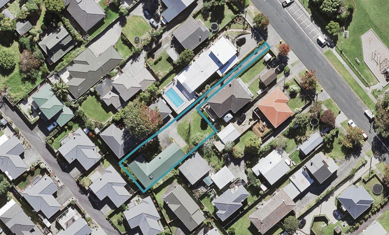 39C Willerton Avenue, New Lynn, Auckland - Carousel 1
