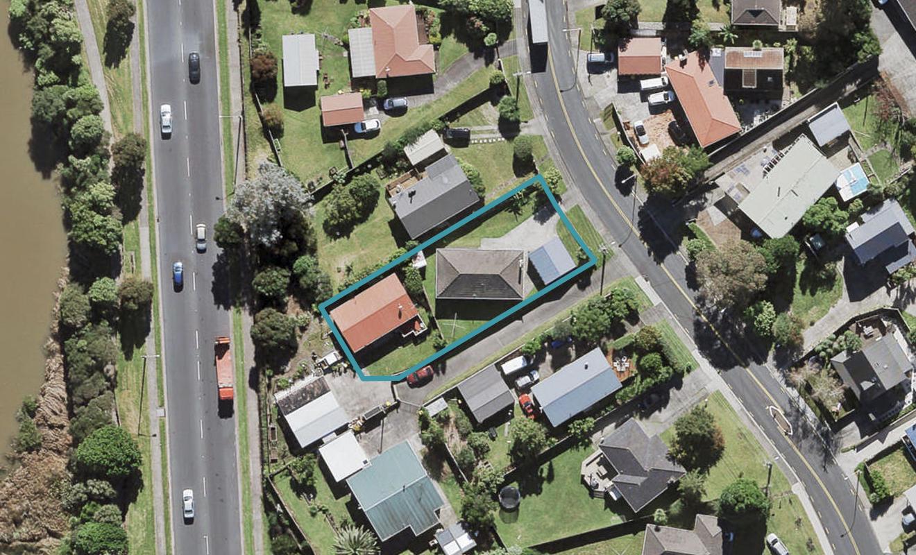 1/109 Vodanovich Road, Te Atatu South, Auckland - Carousel 1