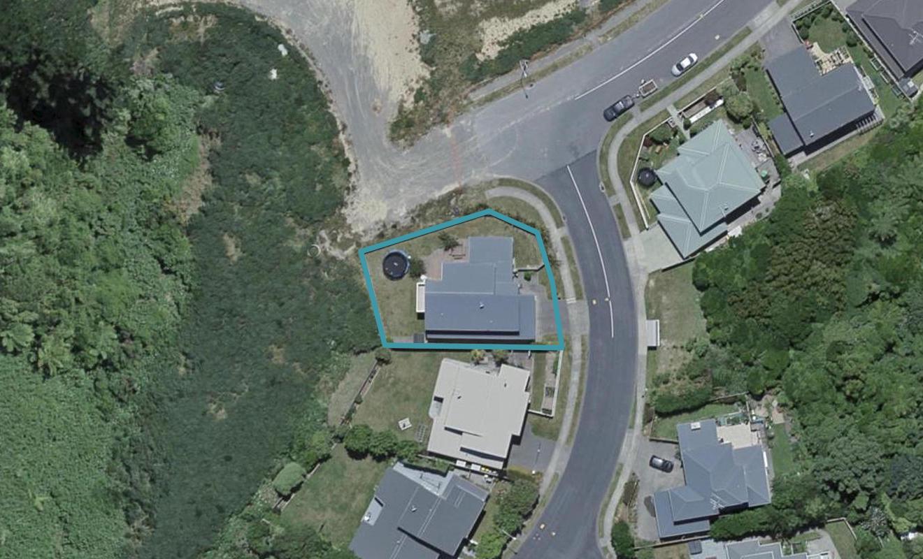 63 Furlong Crescent, Churton Park, Wellington - Carousel 1