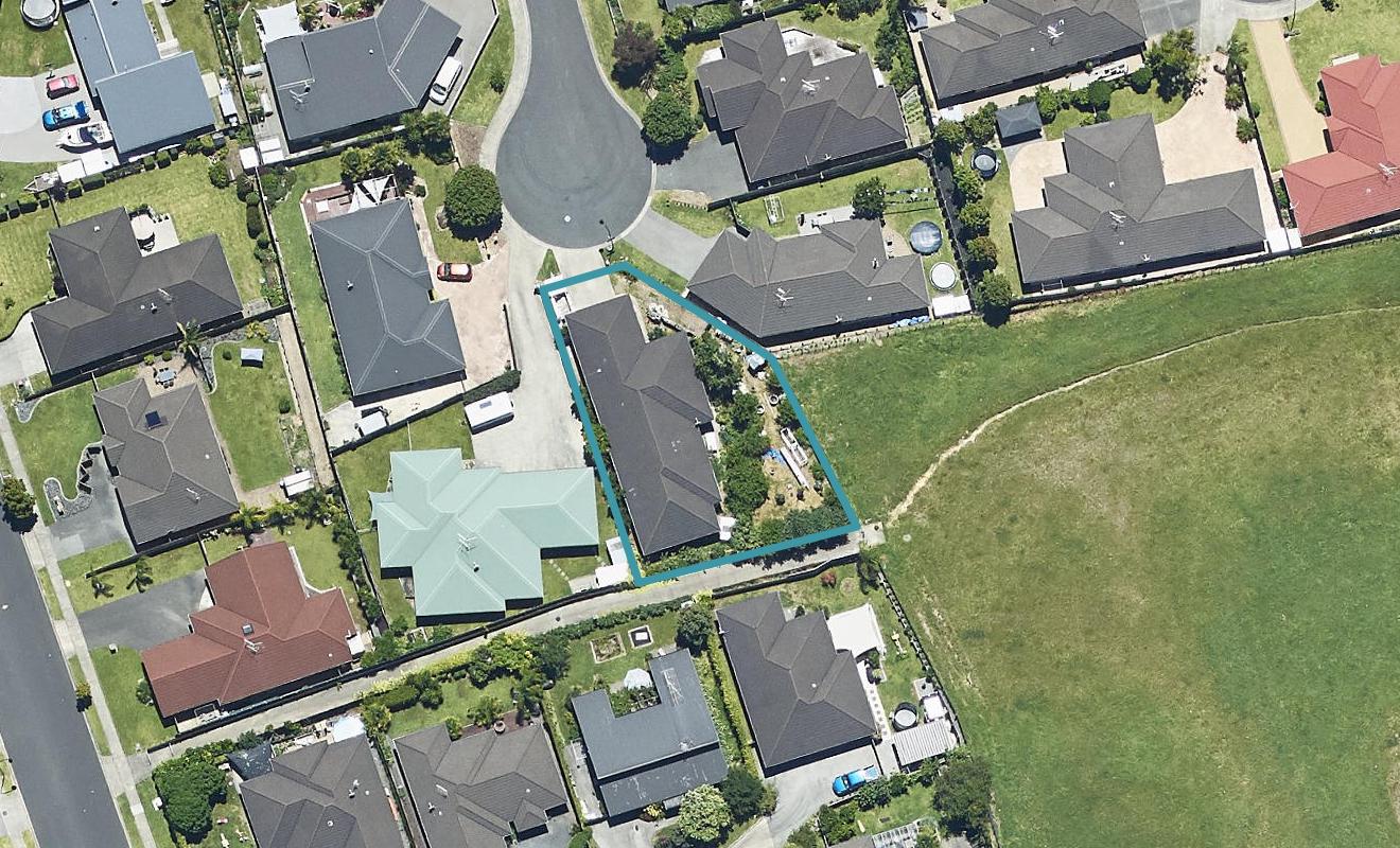 14 Lark Place, Welcome Bay, Tauranga - Carousel 1