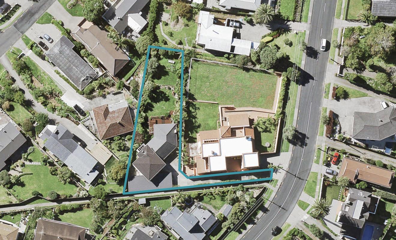 98 Litten Road, Cockle Bay, Auckland - Carousel 1