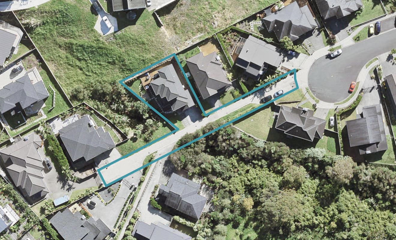 29 Borneo Drive, Fairview Heights, Auckland - Carousel 1