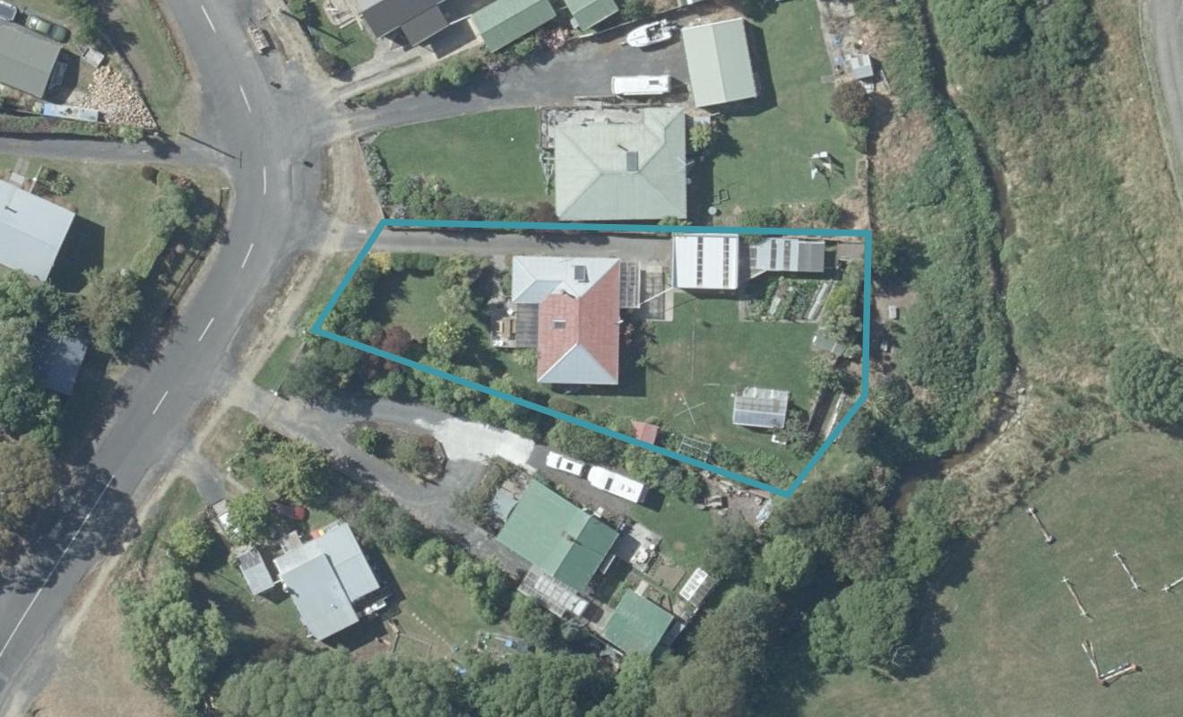 5 Hare Road, Ocean View, Dunedin - Carousel 1