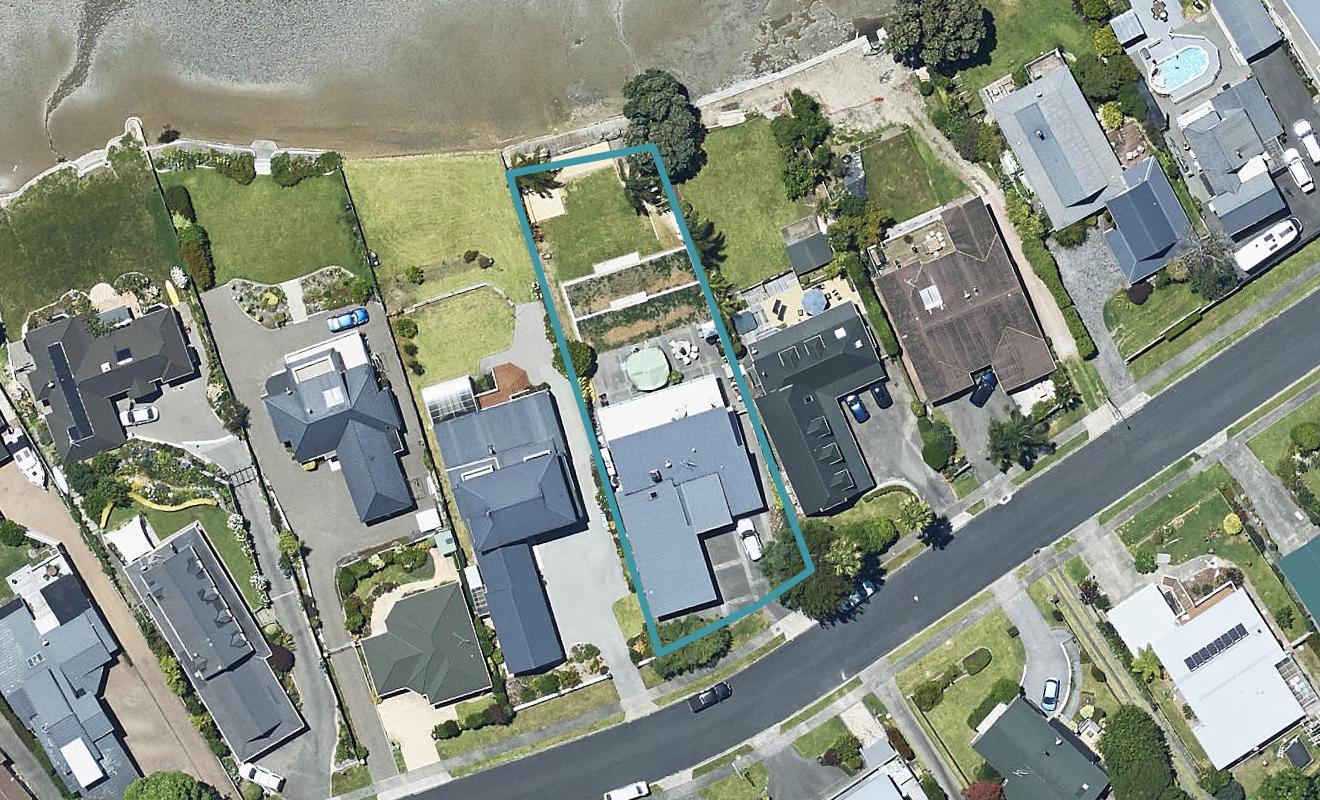 35 Forrester Drive, Welcome Bay, Tauranga - Carousel 1