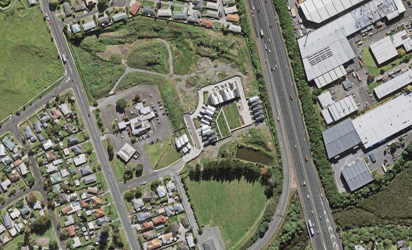 37 Tanners Road, Mangere Bridge, Auckland - Carousel 1