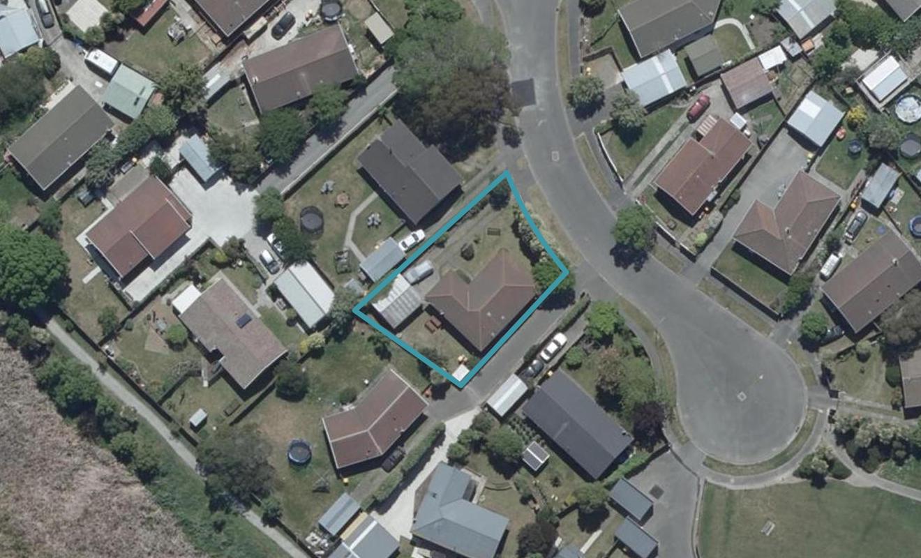 6 Curzon Place, Parklands, Christchurch - Carousel 1