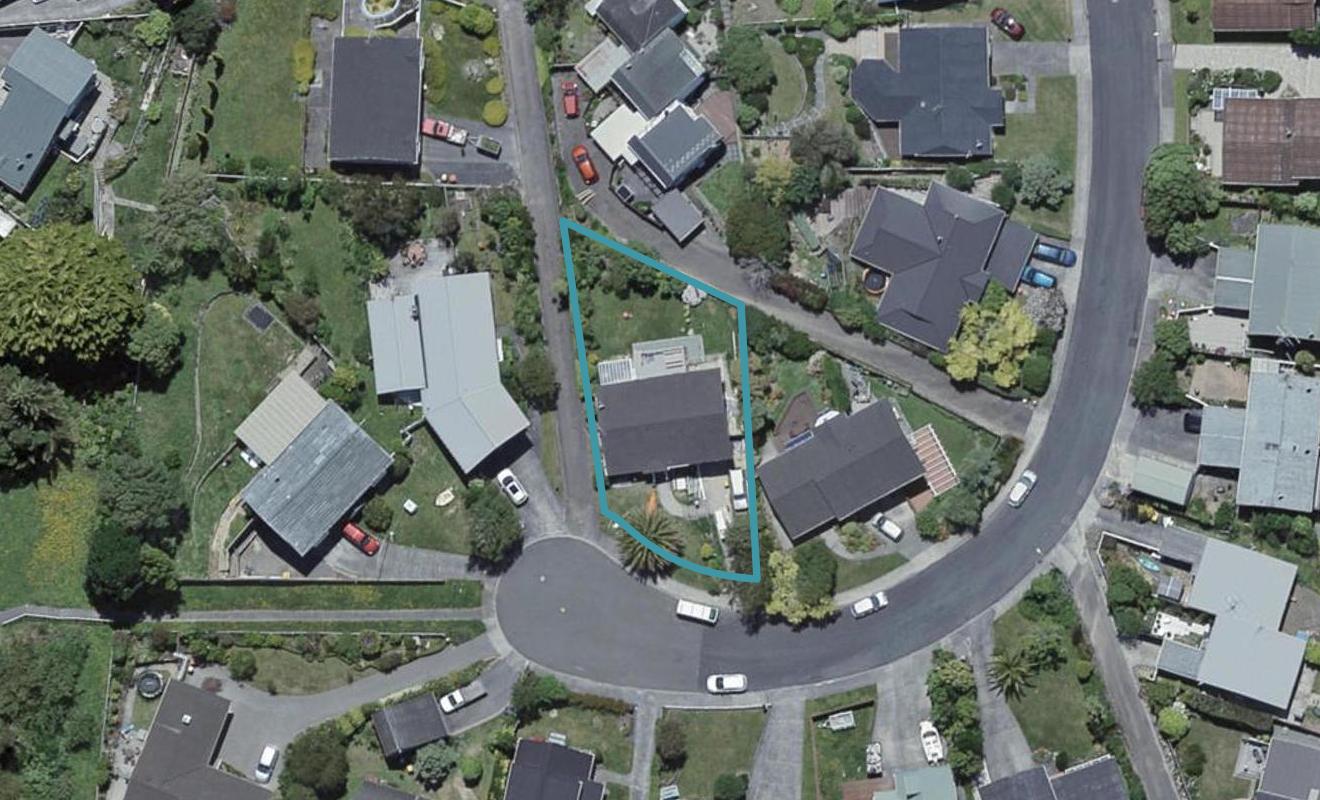22 Caesars Place, Churton Park, Wellington - Carousel 1