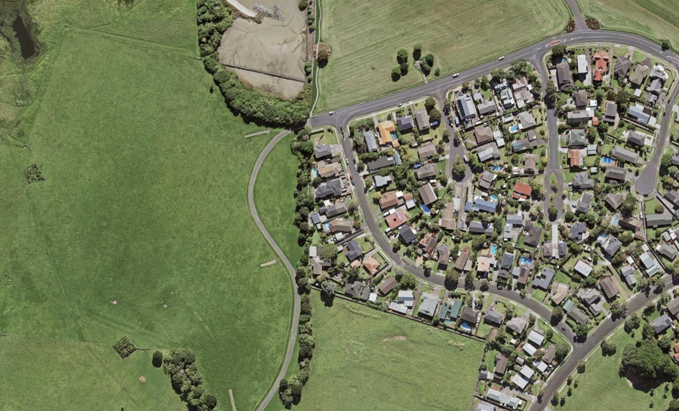 1/30 Andes Avenue, Mangere Bridge, Auckland - Carousel 1