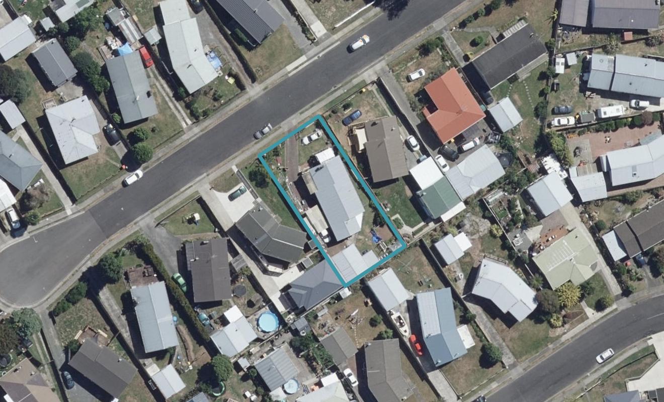 9 Susan Place, Deanwell, Hamilton - Carousel 1
