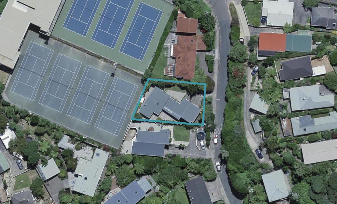 43 Delhi Crescent, Khandallah, Wellington - Carousel 1