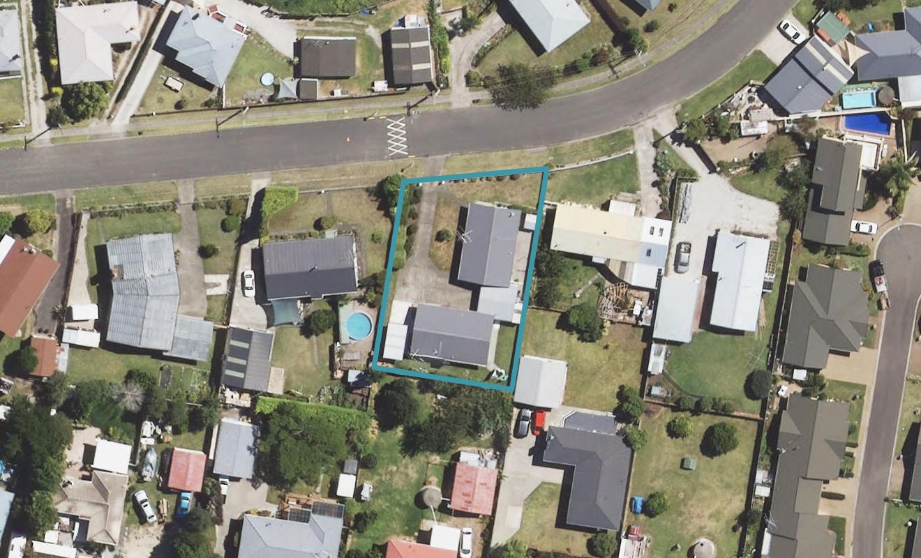1/14 Riperata Street, Riverdale, Gisborne - Carousel 1