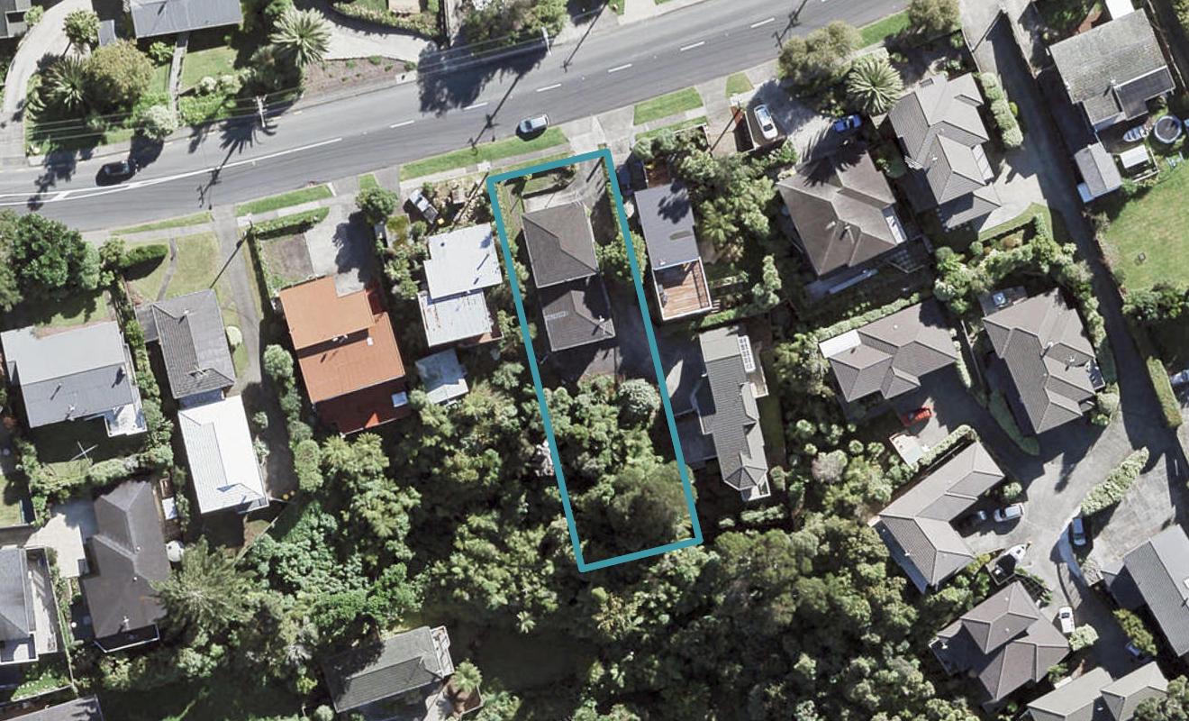 2/98 Carlisle Road, Browns Bay, Auckland - Carousel 1