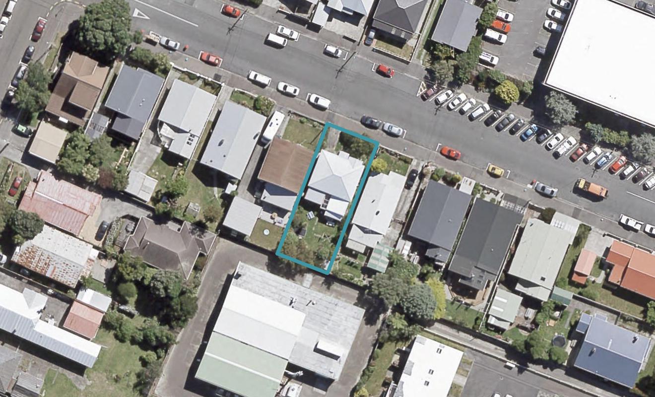 10 Huia Street, Petone, Lower Hutt - Carousel 1