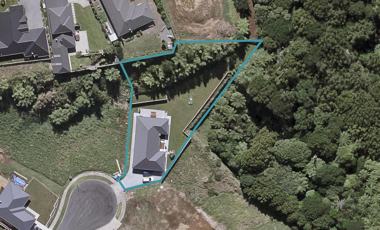 19 Rotokare Crescent, Whalers Gate, New Plymouth - Carousel 1