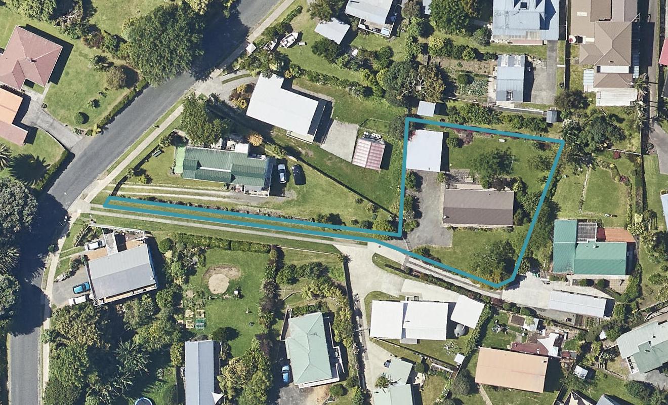 16 Koutunui Road, Athenree, Waihi Beach - Carousel 1