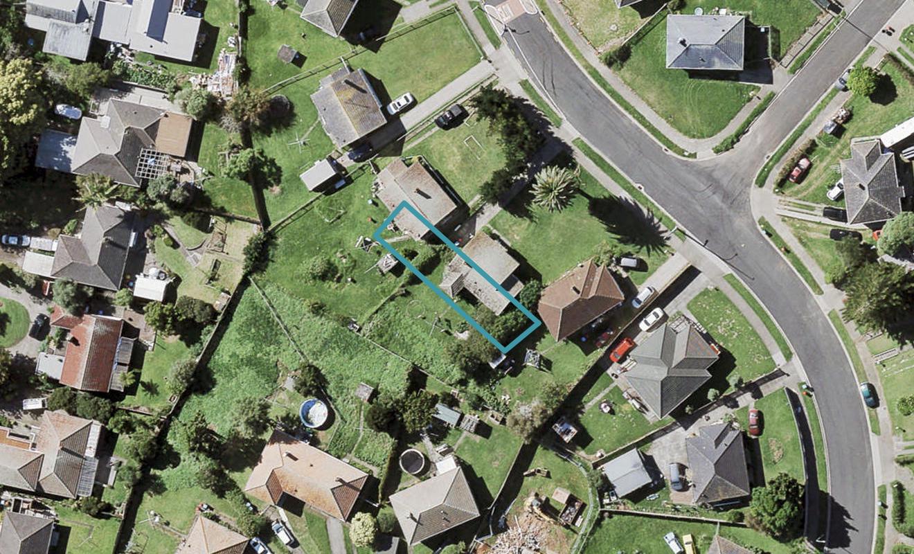 46 Harlow Crescent, Glen Innes, Auckland - Carousel 1