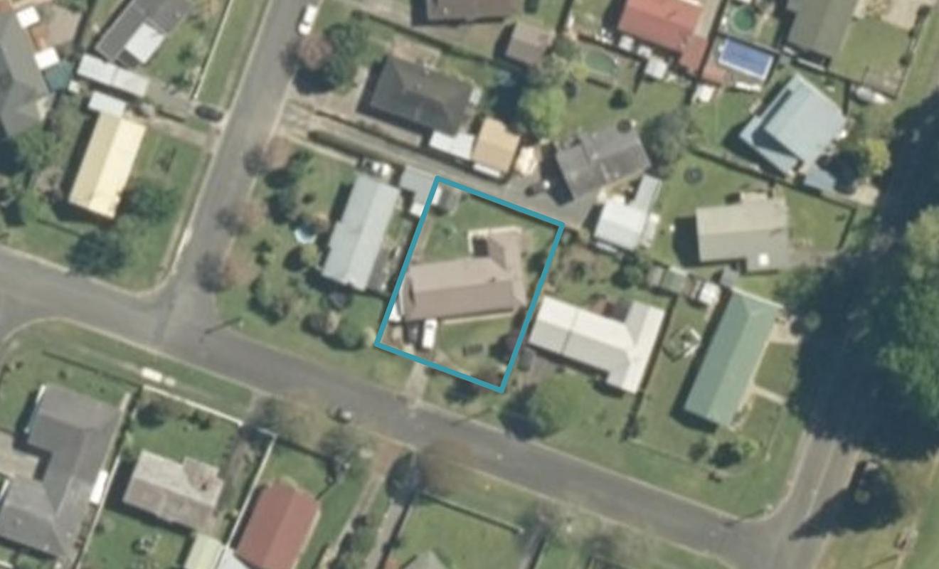 9 Walpole Street, Leamington, Cambridge - Carousel 1