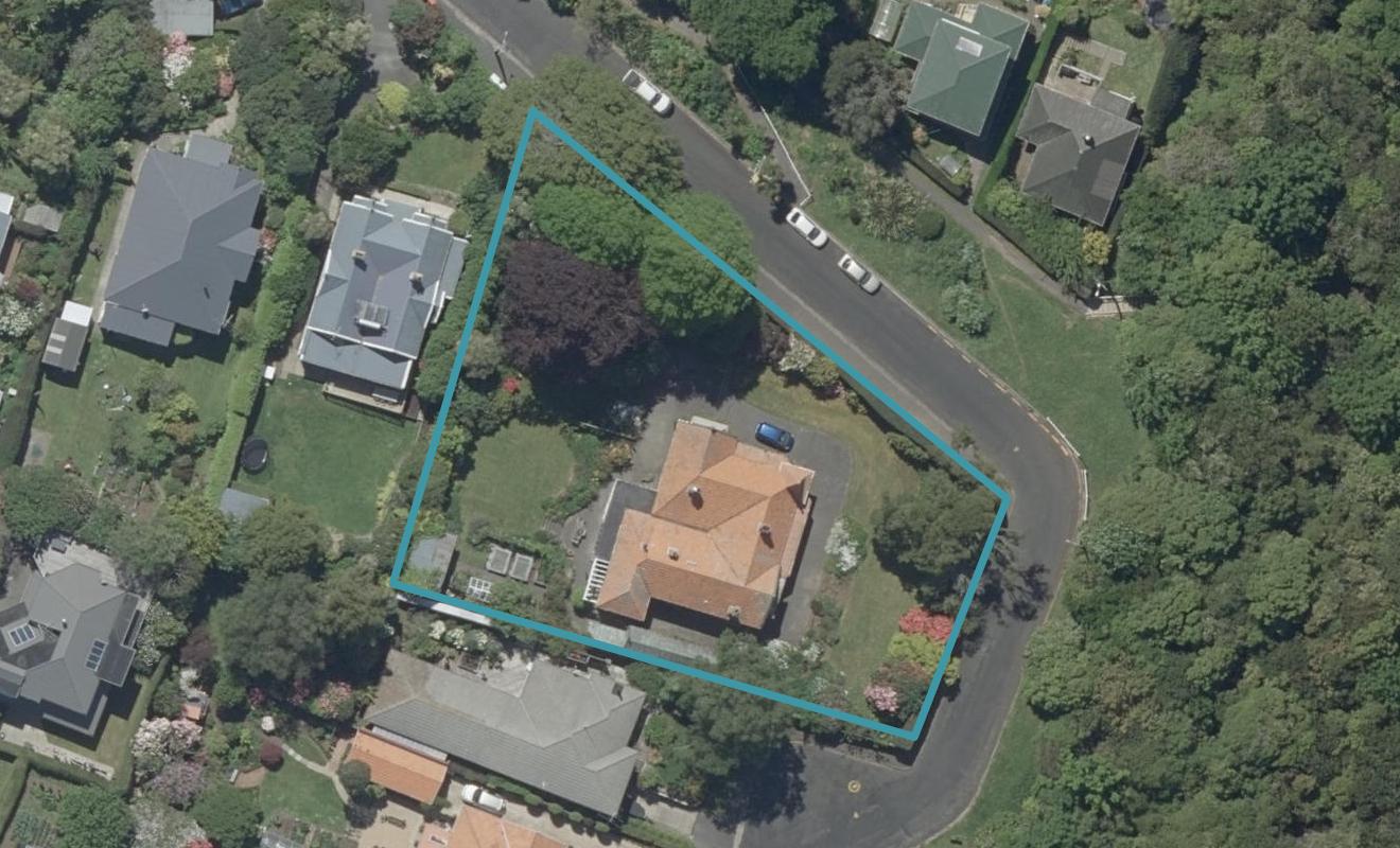 14 Alison Crescent, Belleknowes, Dunedin - Carousel 1