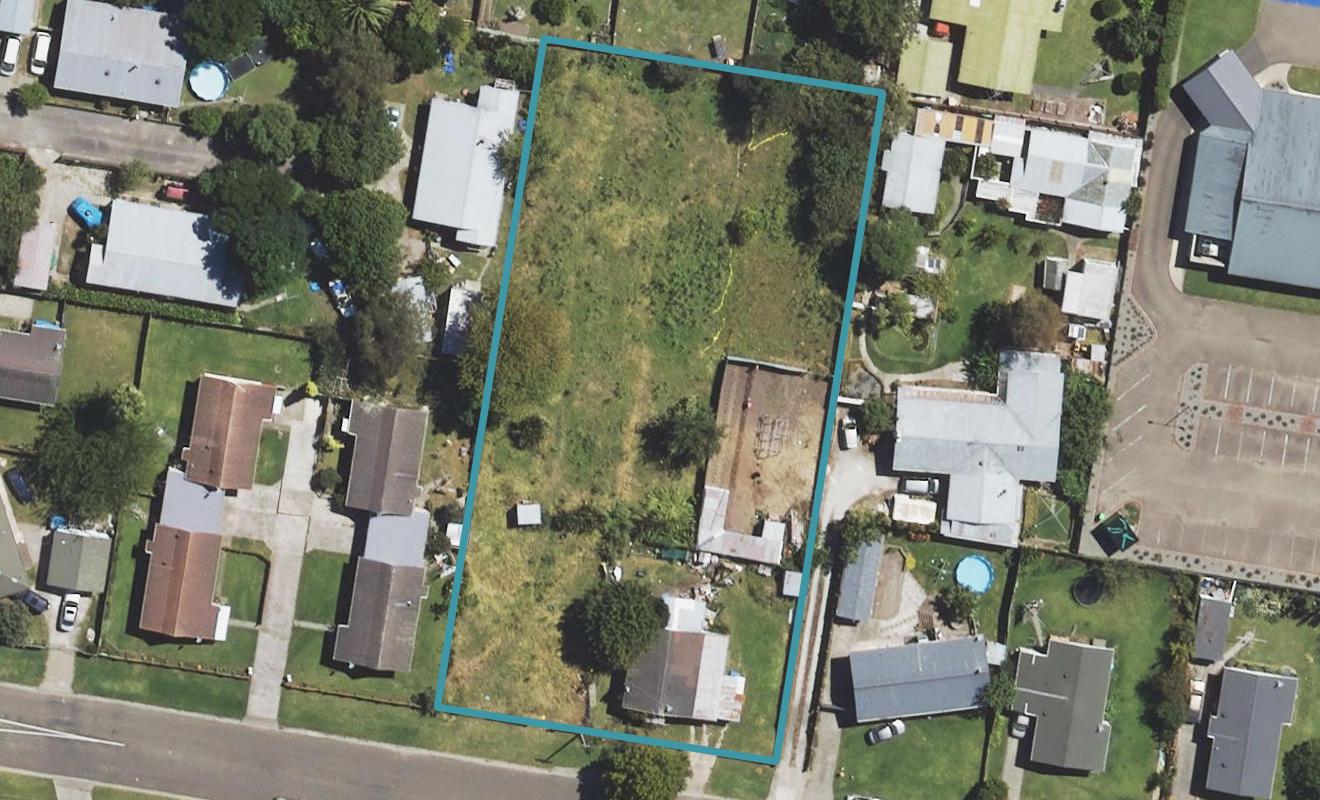 12 Matthews Road, Tamarau, Gisborne - Carousel 1